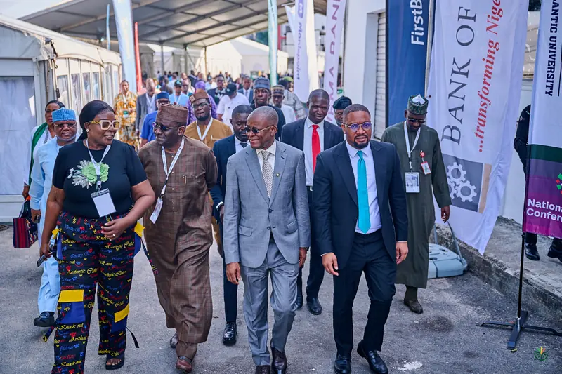 Guests tour the exhibition grounds